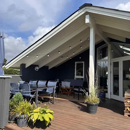 Cosy Summer House At Kobaek Hébergement de vacances *