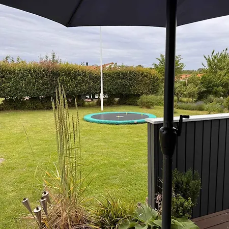 Cosy Summer House At Kobaek Hébergement de vacances