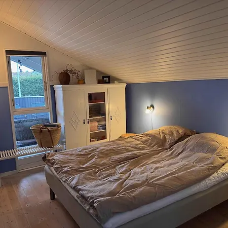 Cosy Summer House At Kobaek Hébergement de vacances *