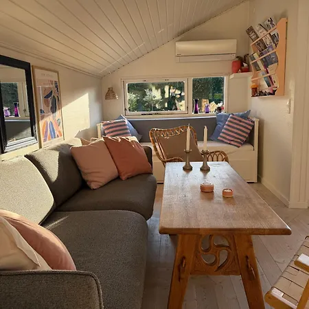 Cosy Summer House At Kobaek