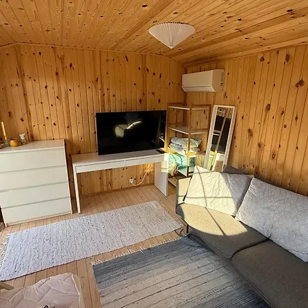 Cosy Summer House At Kobaek *